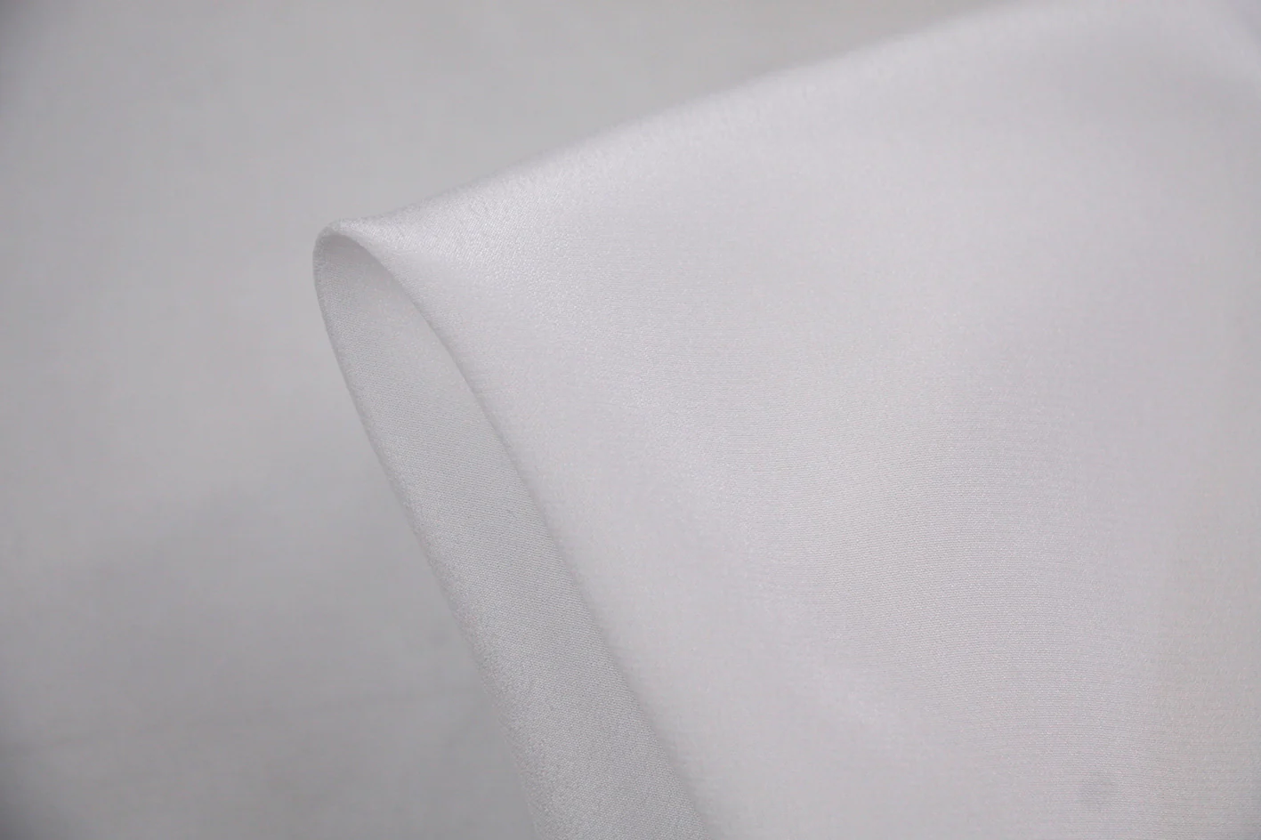 White M36 - Crepe De Chine