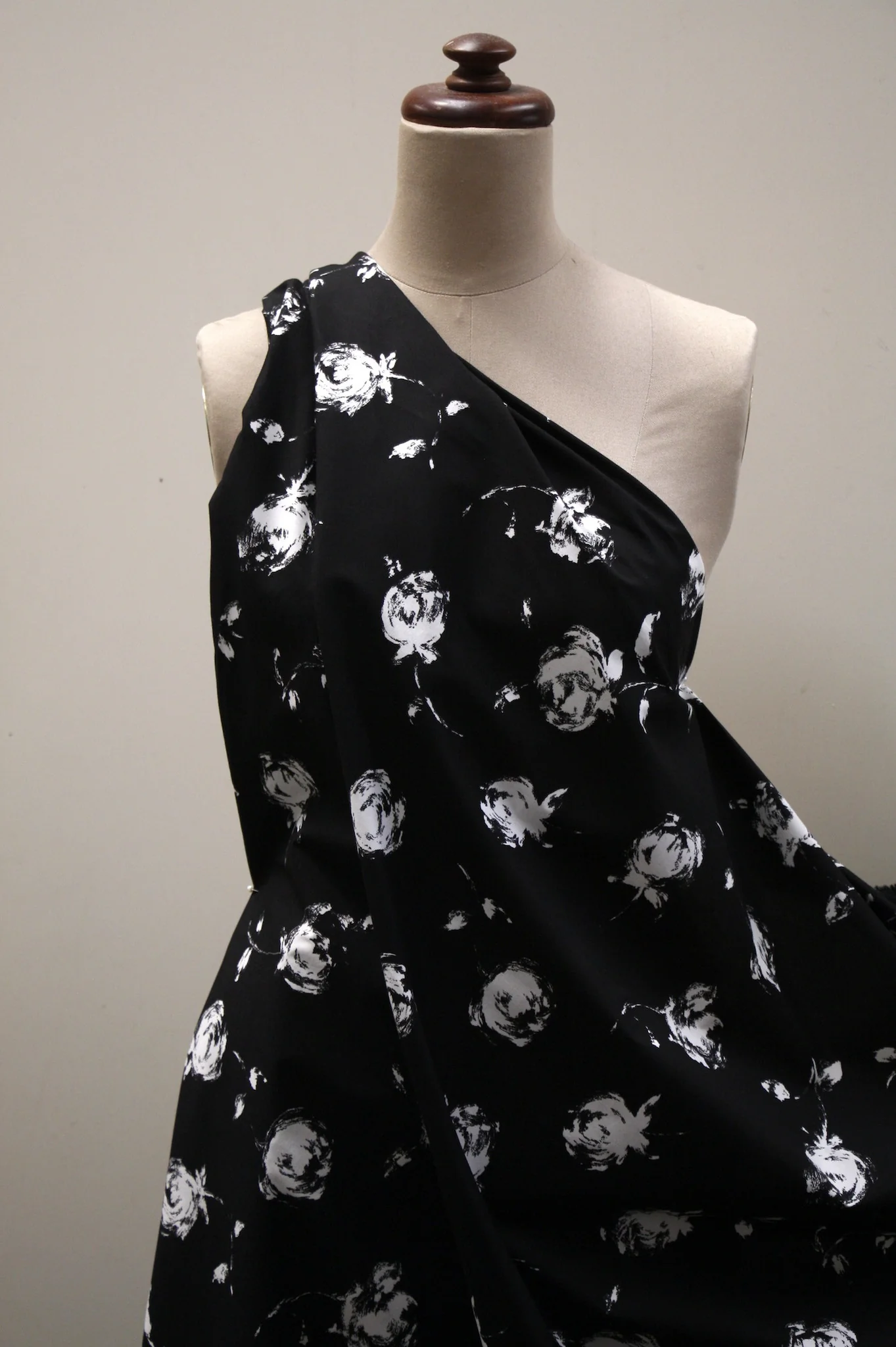 White Rose With Black Curtains - Image 5