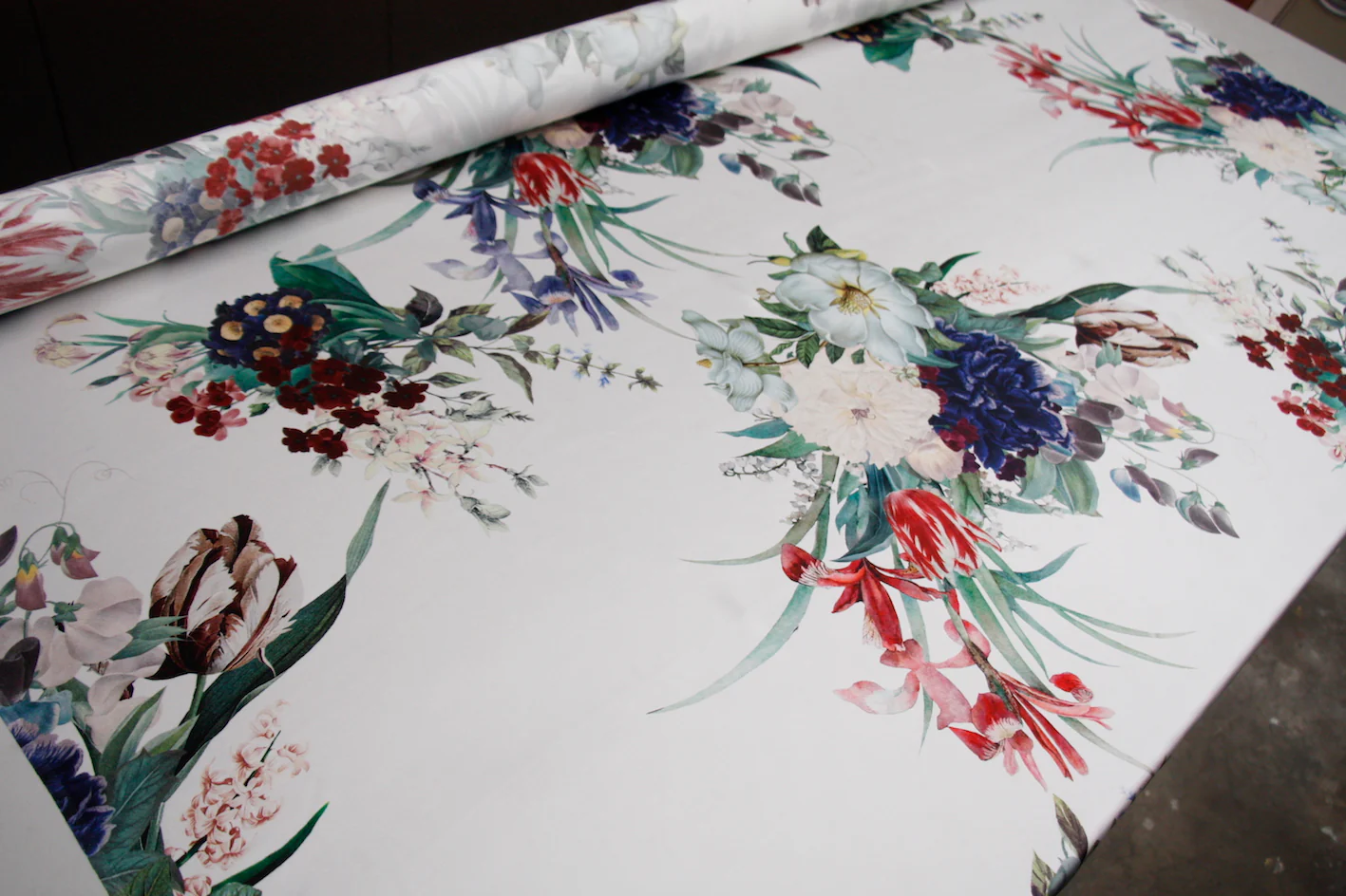Wild Botanical's Natural - Silk Satin - Image 4