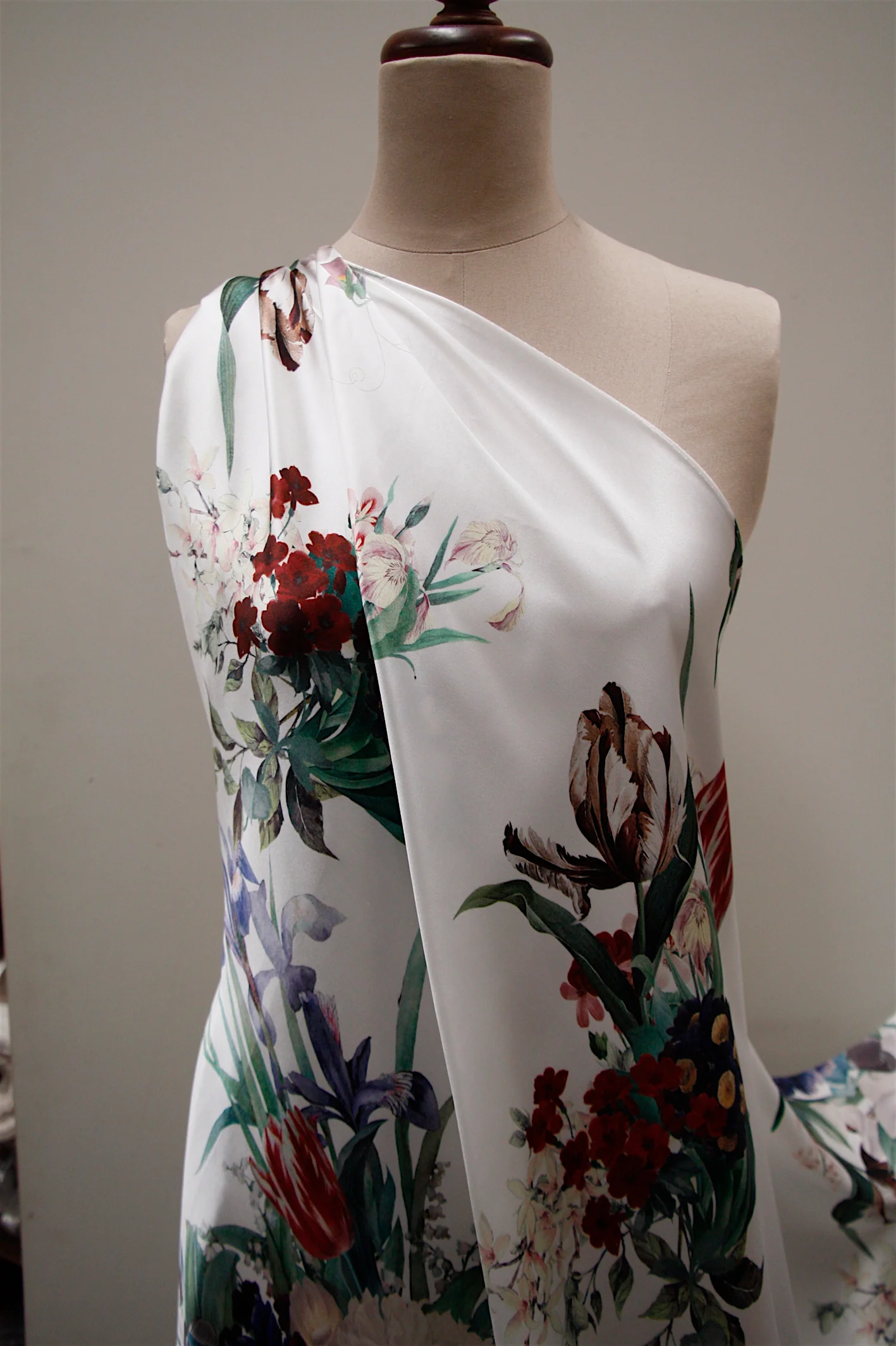 Wild Botanical's Natural - Silk Satin - Image 5