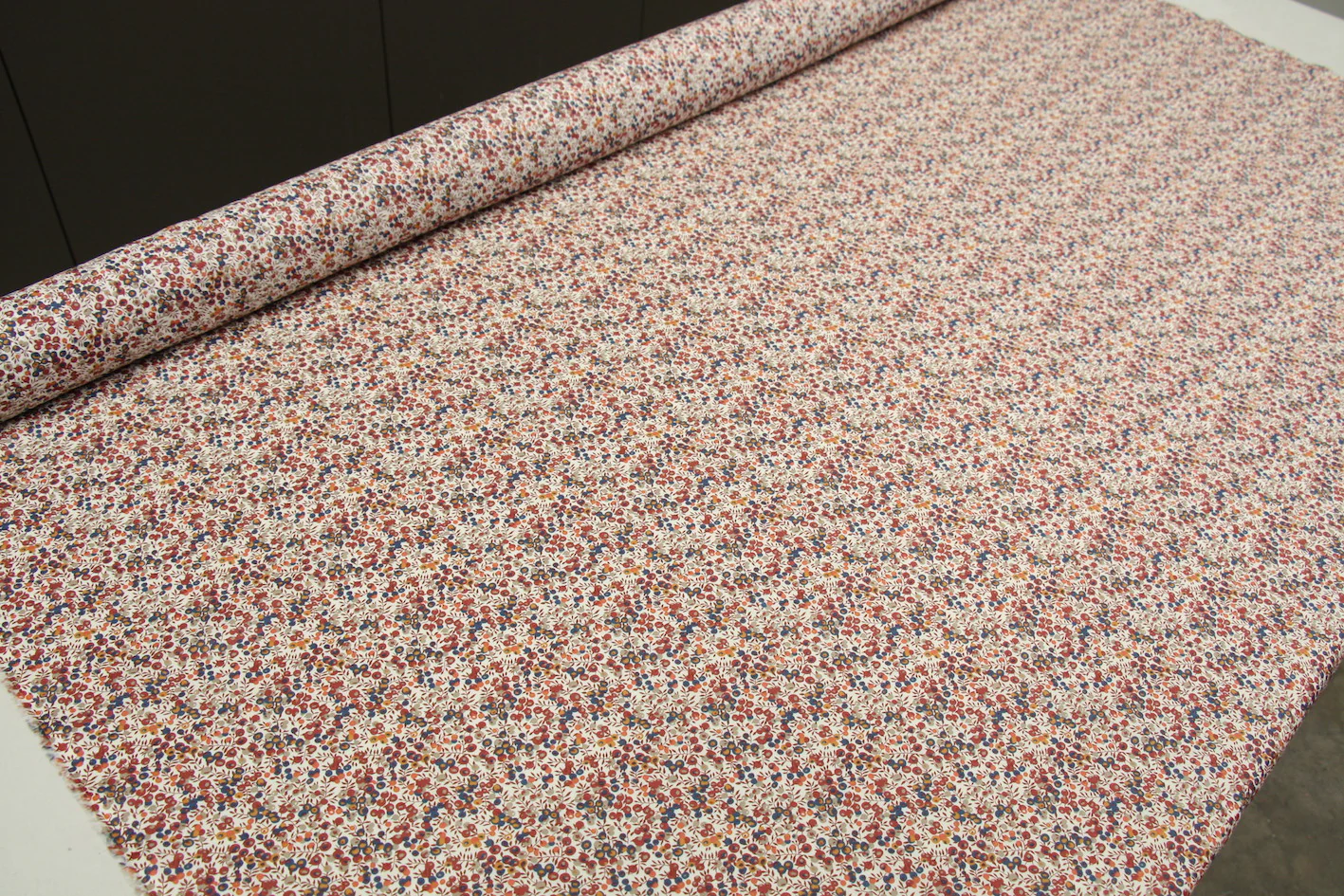 Wiltshire Bud Autumn - Liberty Tana Lawn - Image 3