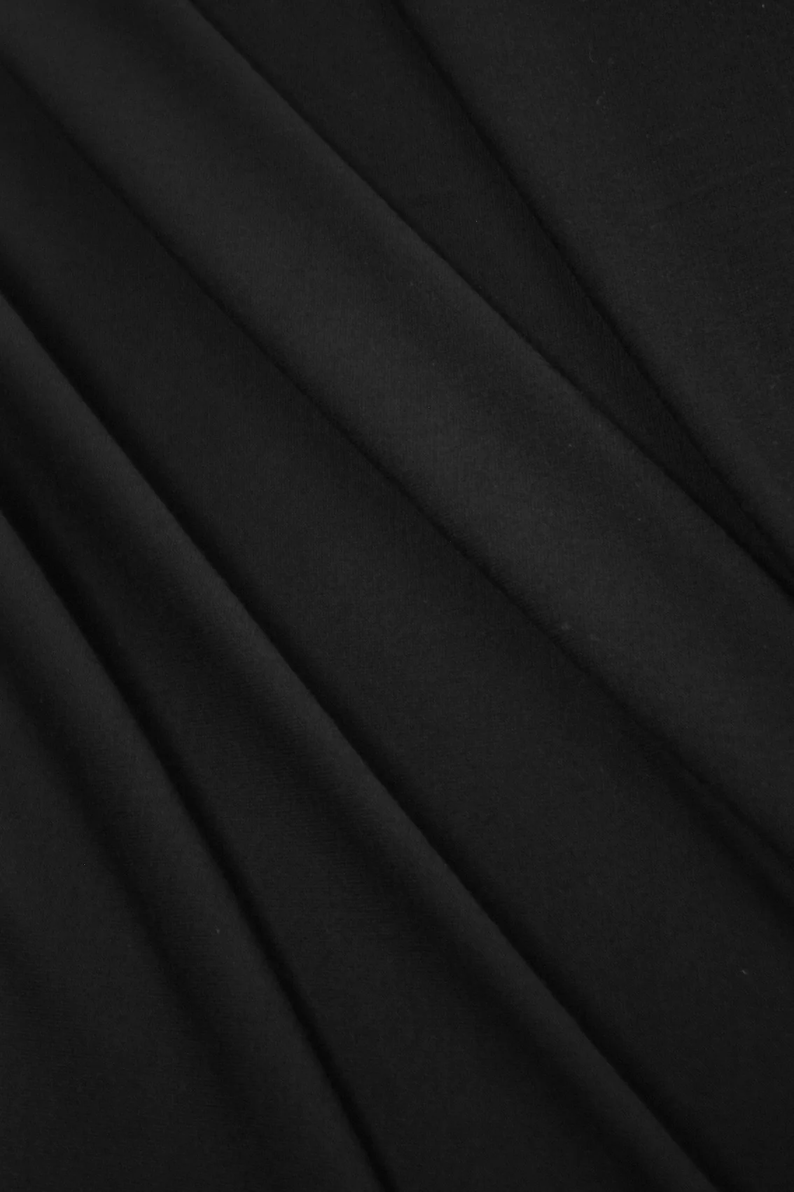 Winter Black - Image 2