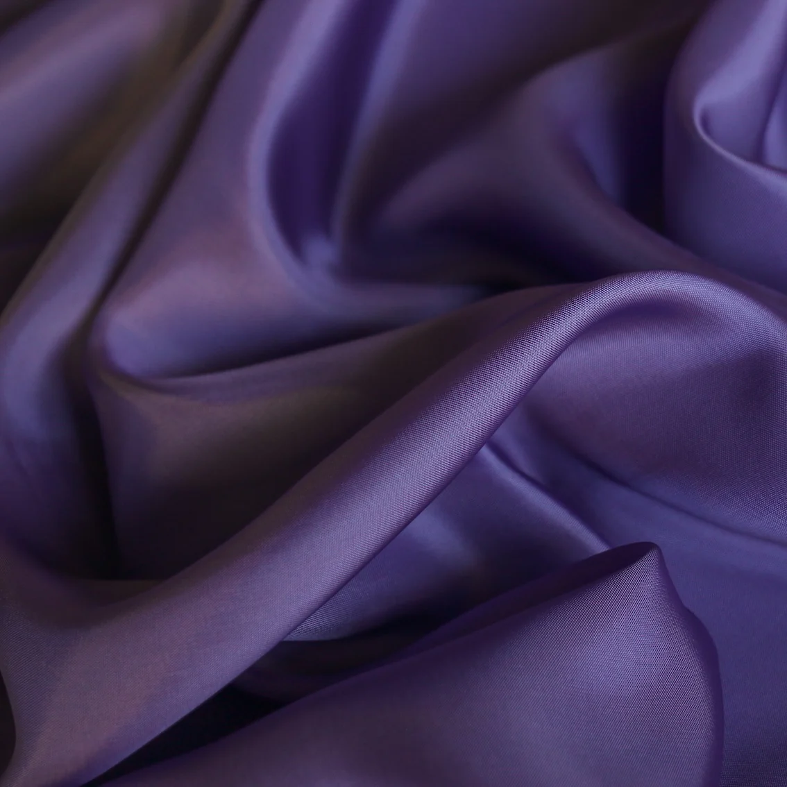 Wisteria Rayon Lining (120cm wide) - Image 2