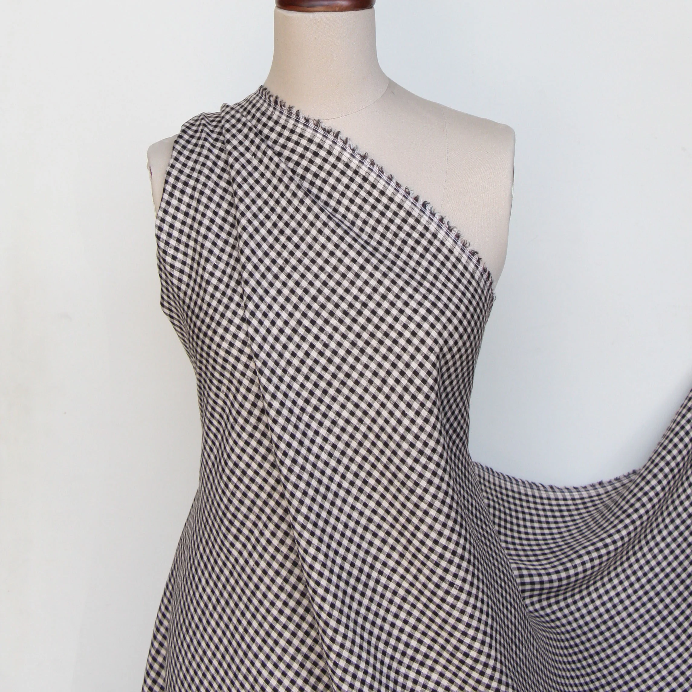 Yasmin Check Washed Linen - Image 5