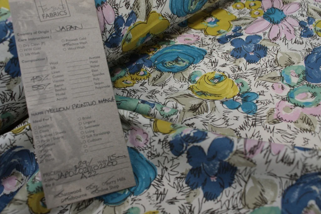 Yellow Printed Manga - Image 4