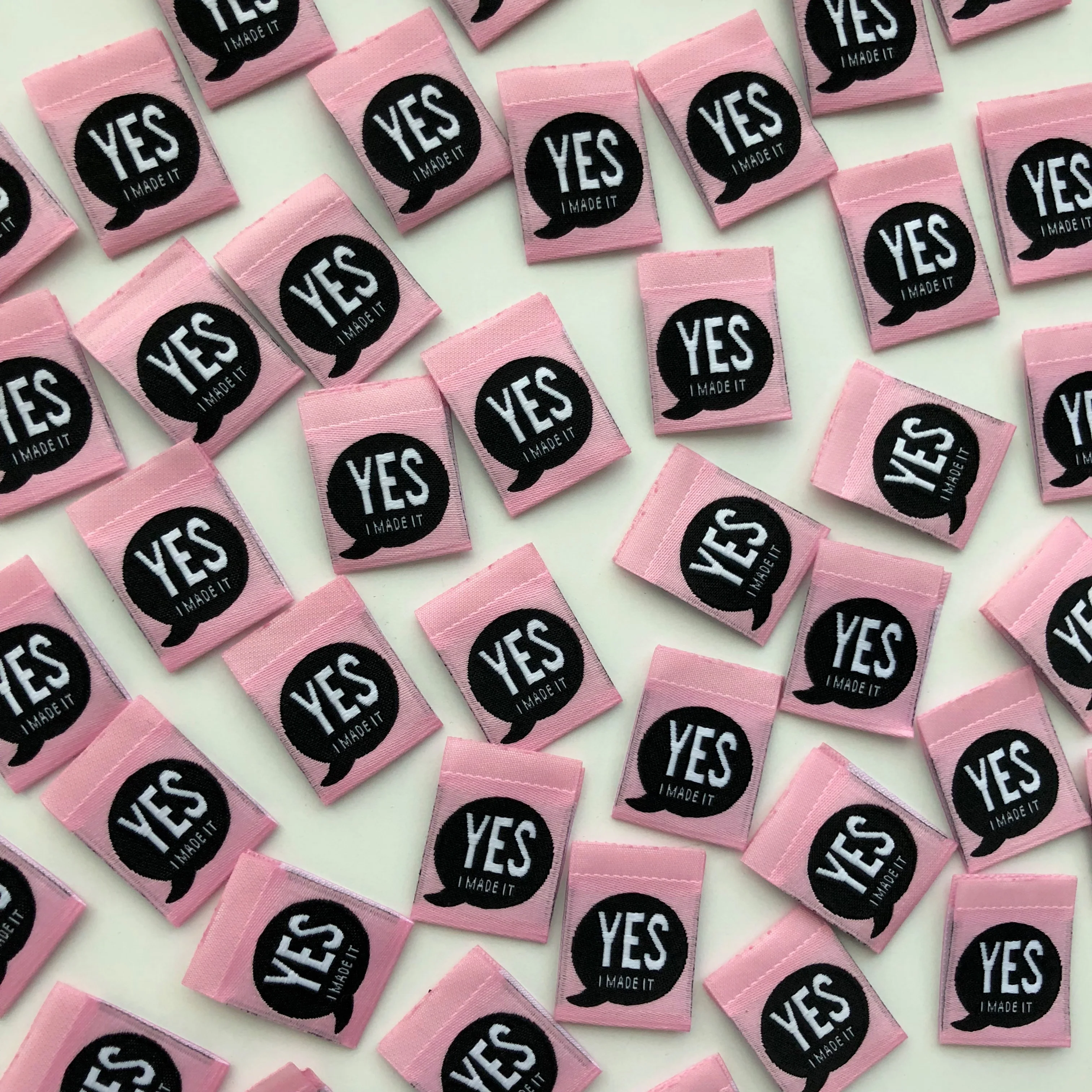 "YES I MADE IT" - woven sewing labels 8 Pack
