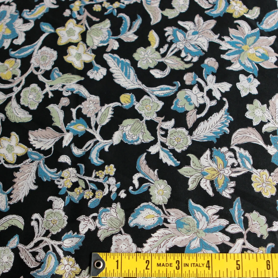 Yoko Blooms Cotton - Image 3