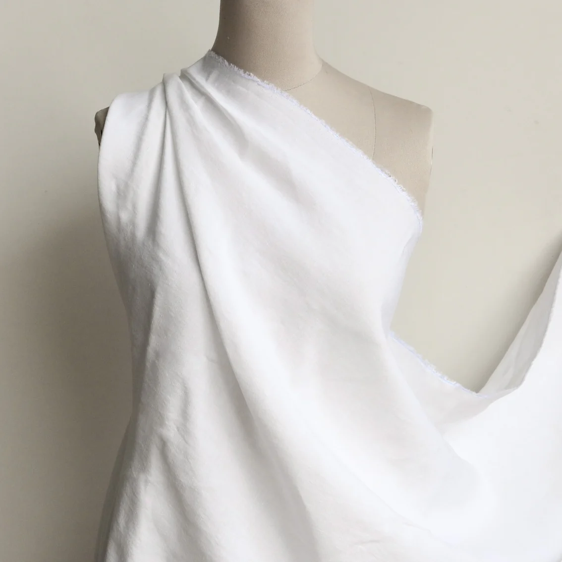 Zena White Linen/Viscose Blend - Image 4