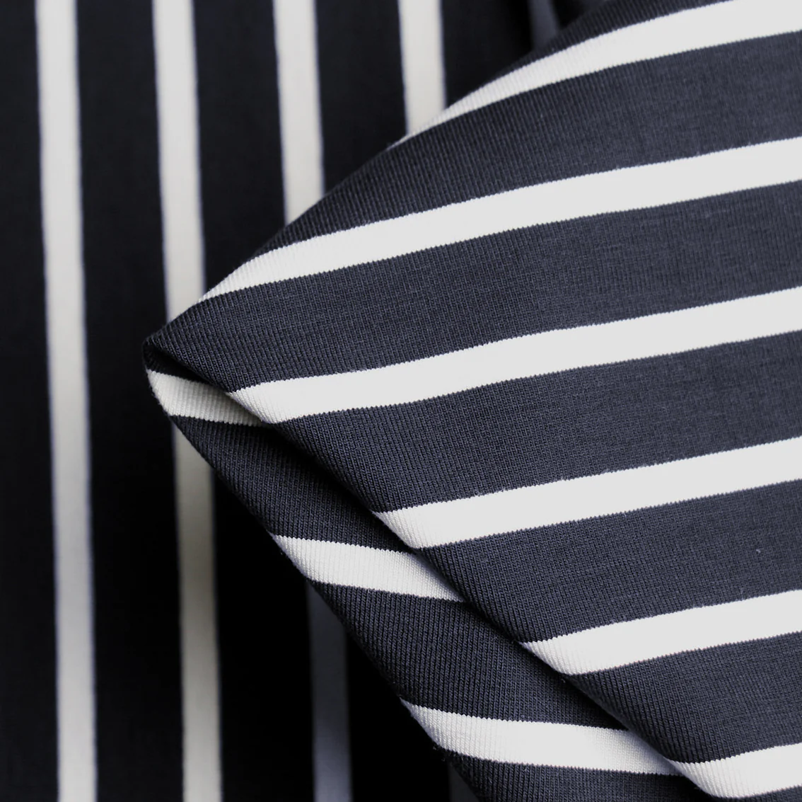 Zip Wide Navy Jersey